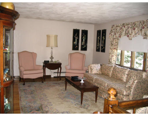 67 Beaver Road Reading, MA 01867 - Photo 7 of 9 Gallery Image 7