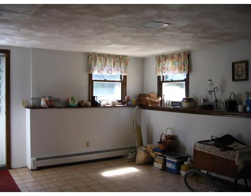 67 Beaver Road Reading, MA 01867 - Photo 9 of 9 Gallery Image 9