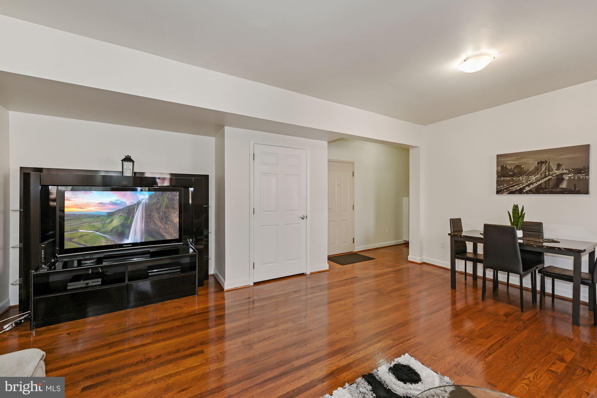 422 Butternut Street Northwest, Unit 103 Washington, DC 20012 - Photo 6 of 41