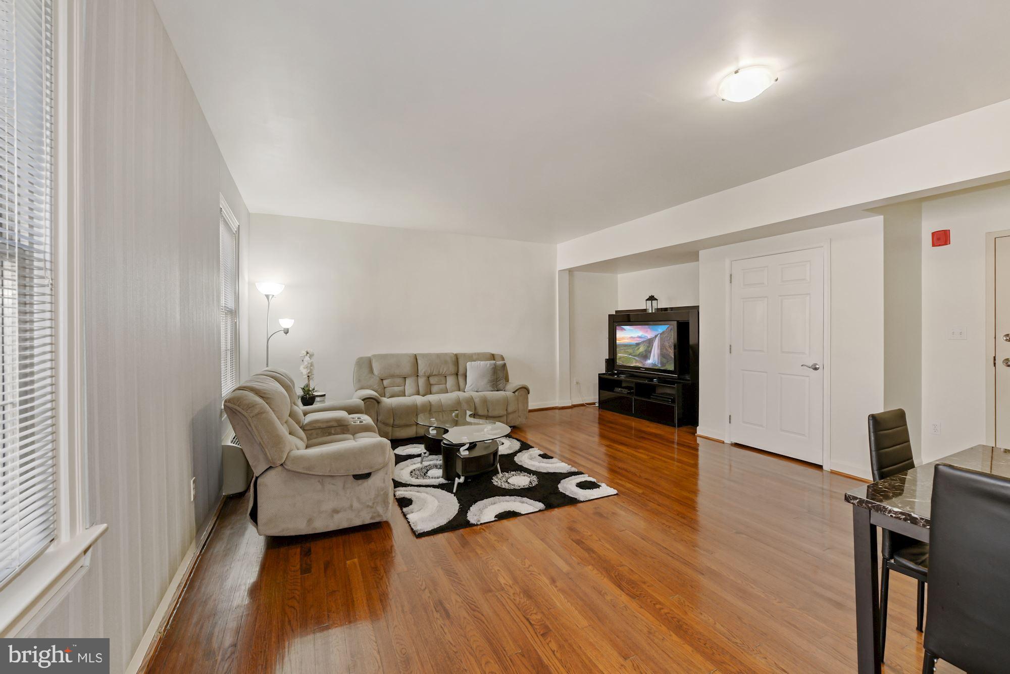 422 Butternut Street Northwest, Unit 103 Washington, DC 20012 - Photo 7 of 41