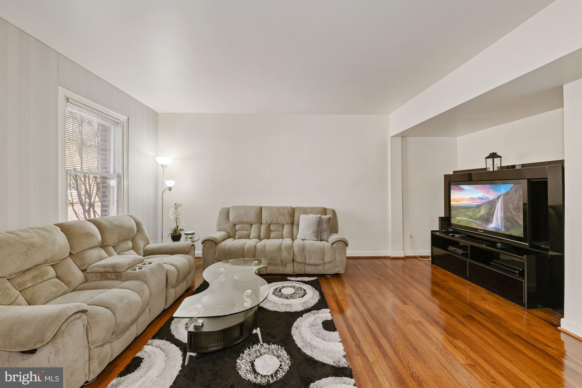 422 Butternut Street Northwest, Unit 103 Washington, DC 20012 - Photo 8 of 41
