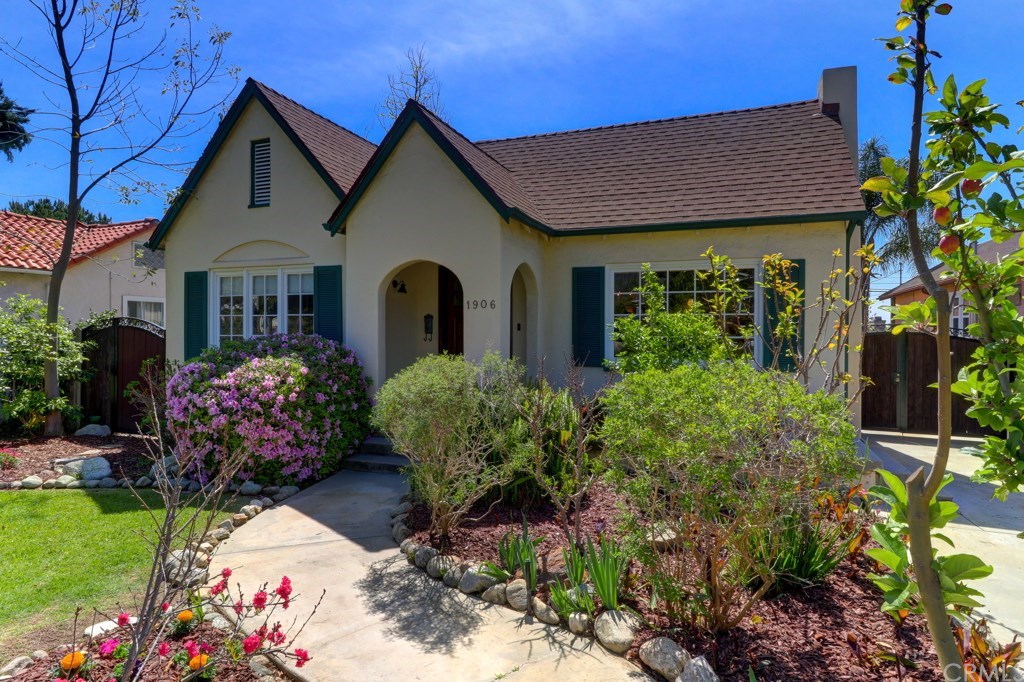 1906 Queensberry Road Pasadena, CA 91104 - Photo 1 of 1 Gallery Image 1