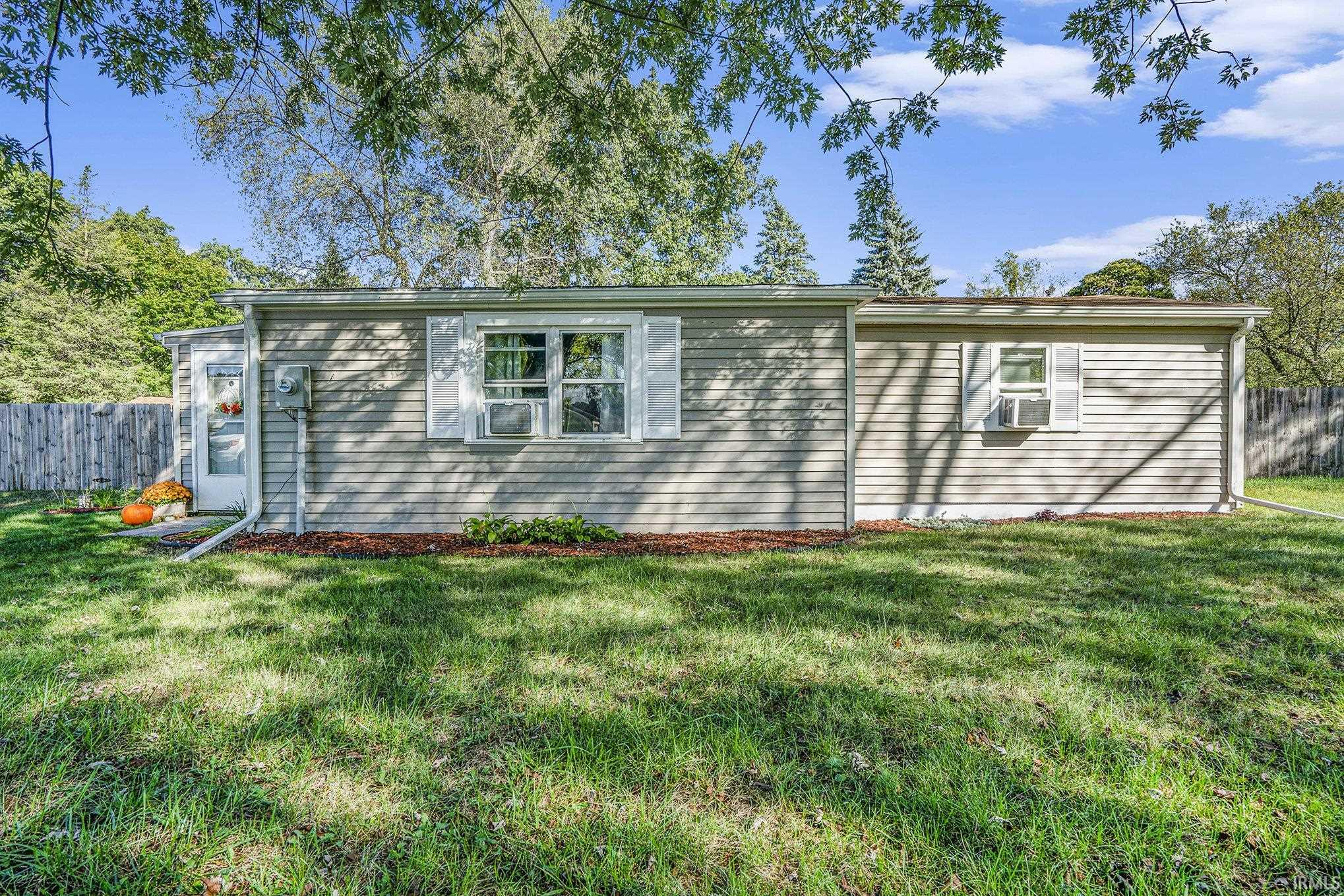13915 Brick Road Granger, IN 46530 - Photo 2 of 16