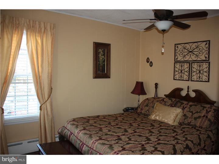 9 East Roland Road Brookhaven, PA 19015 - Photo 14 of 21 Bedroom - Main