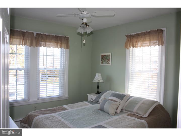 9 East Roland Road Brookhaven, PA 19015 - Photo 15 of 21 Bedroom 2