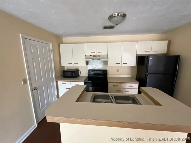 $900 | 979 Stewarts Creek Drive, Unit 8, Fayetteville, NC 28314