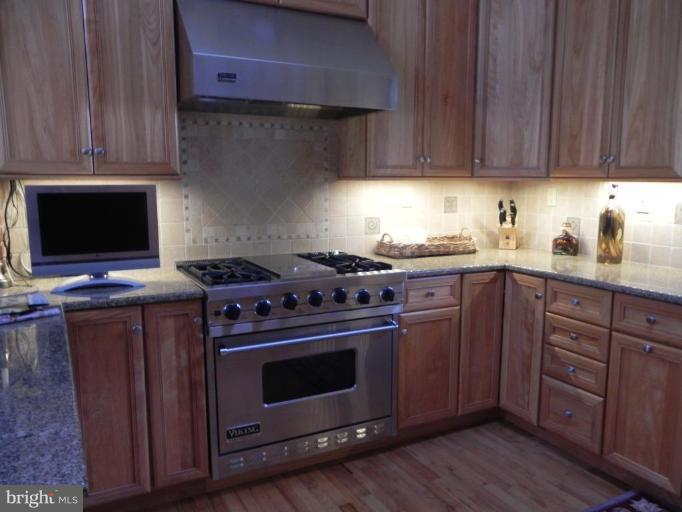 3023 Friends Road Annapolis, MD 21401 - Photo 5 of 6 Kitchen