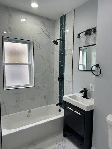 $459,900 | 1019 North Leamington Avenue, Chicago, IL 60651