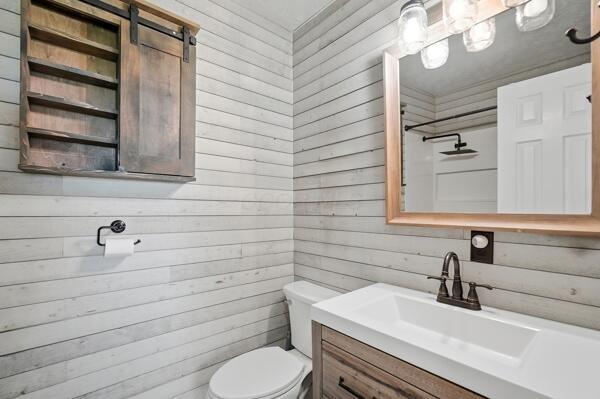 9020 State Rte 207 Mount Sterling, OH 43143 - Photo 20 of 35 bathroom