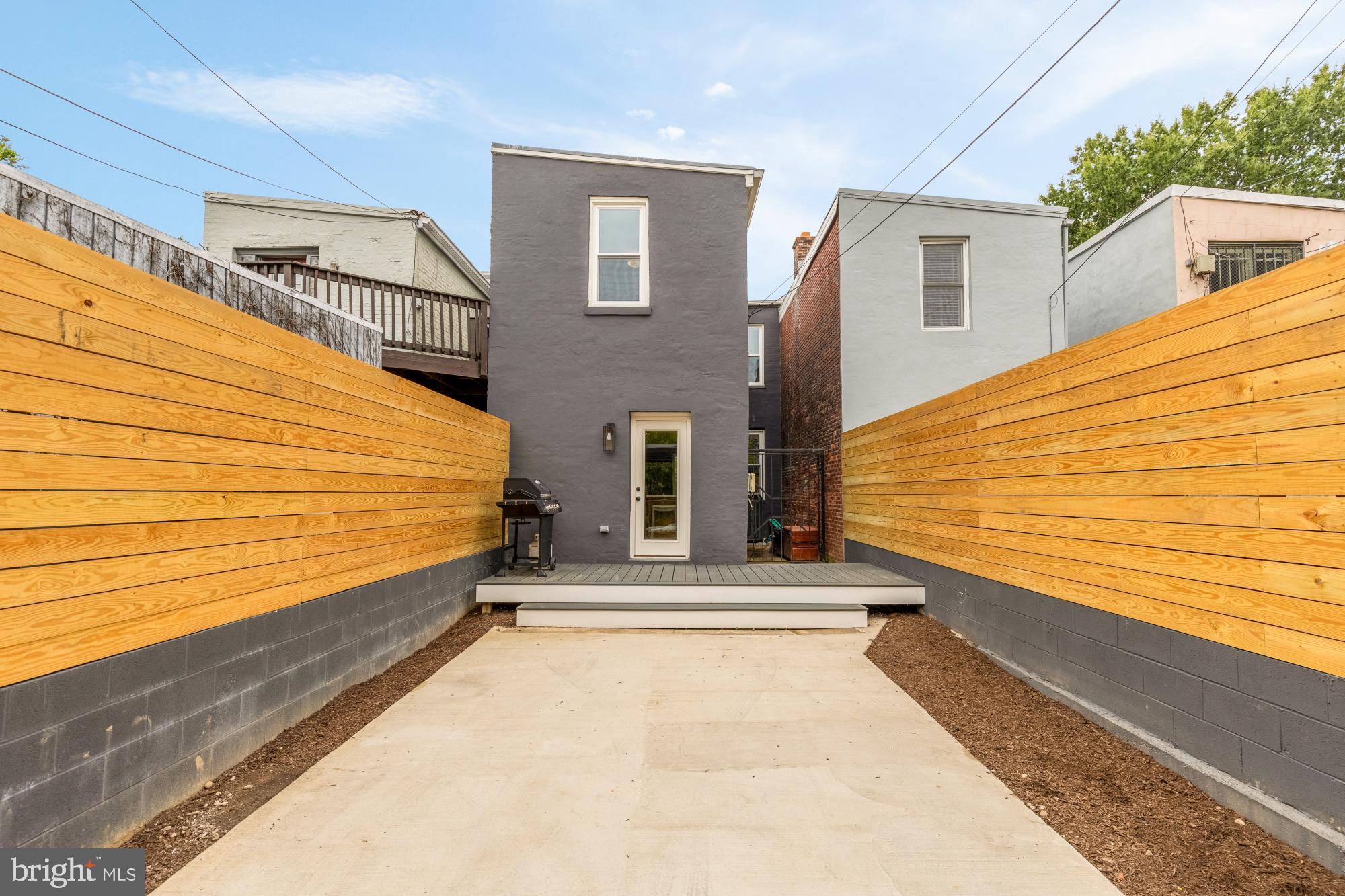 1225 T Street Northwest Washington, DC 20009 - Photo 31 of 33