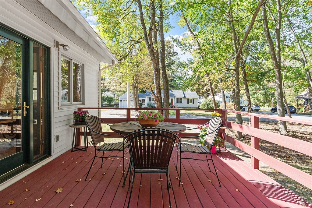 44 Hamlin Street Lunenburg, MA 01462 - Photo 7 of 35 a view of a chairs and table on the wooden floor