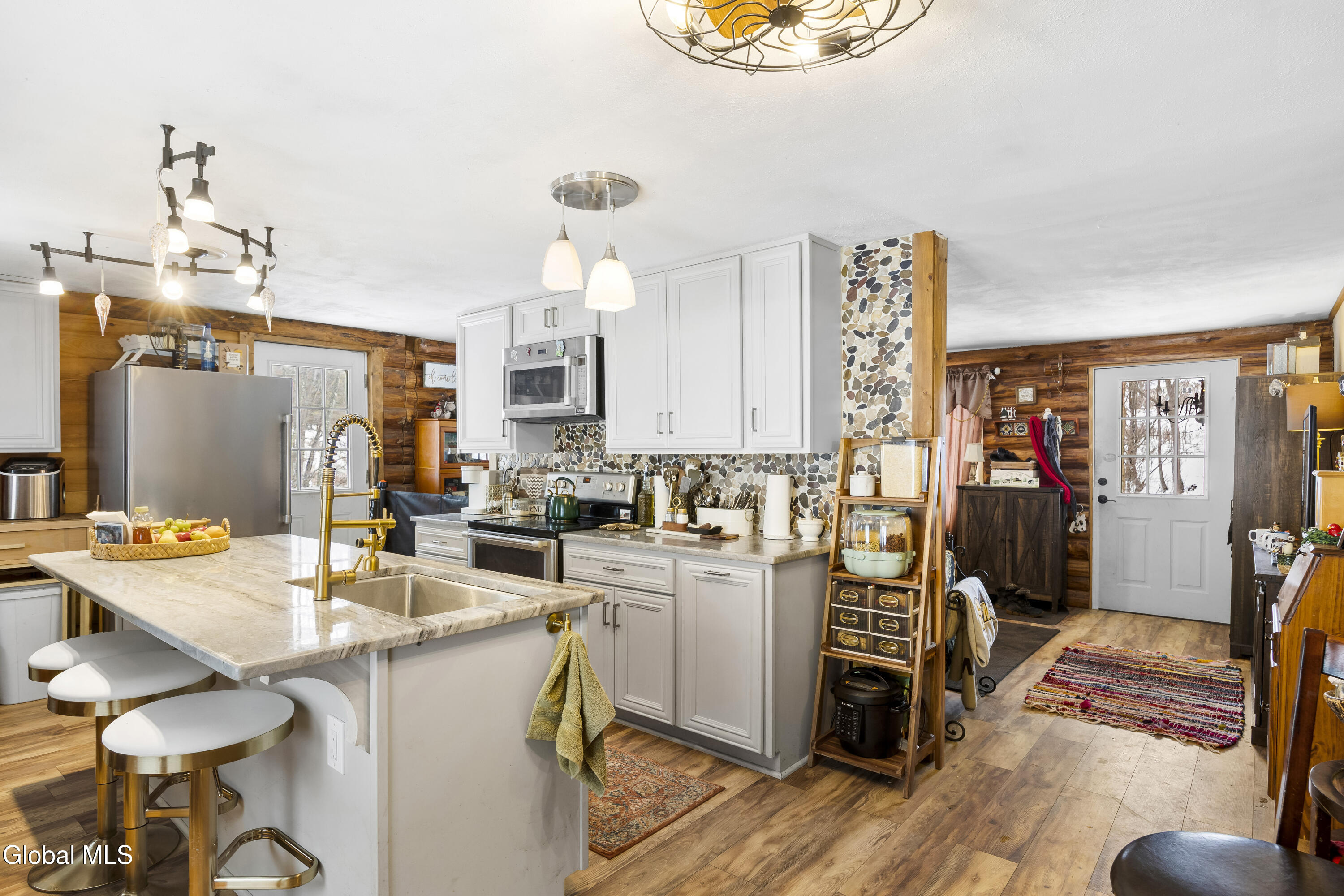 59 Higgins Road North Greenbush, NY 12198 - Photo 4 of 36 12