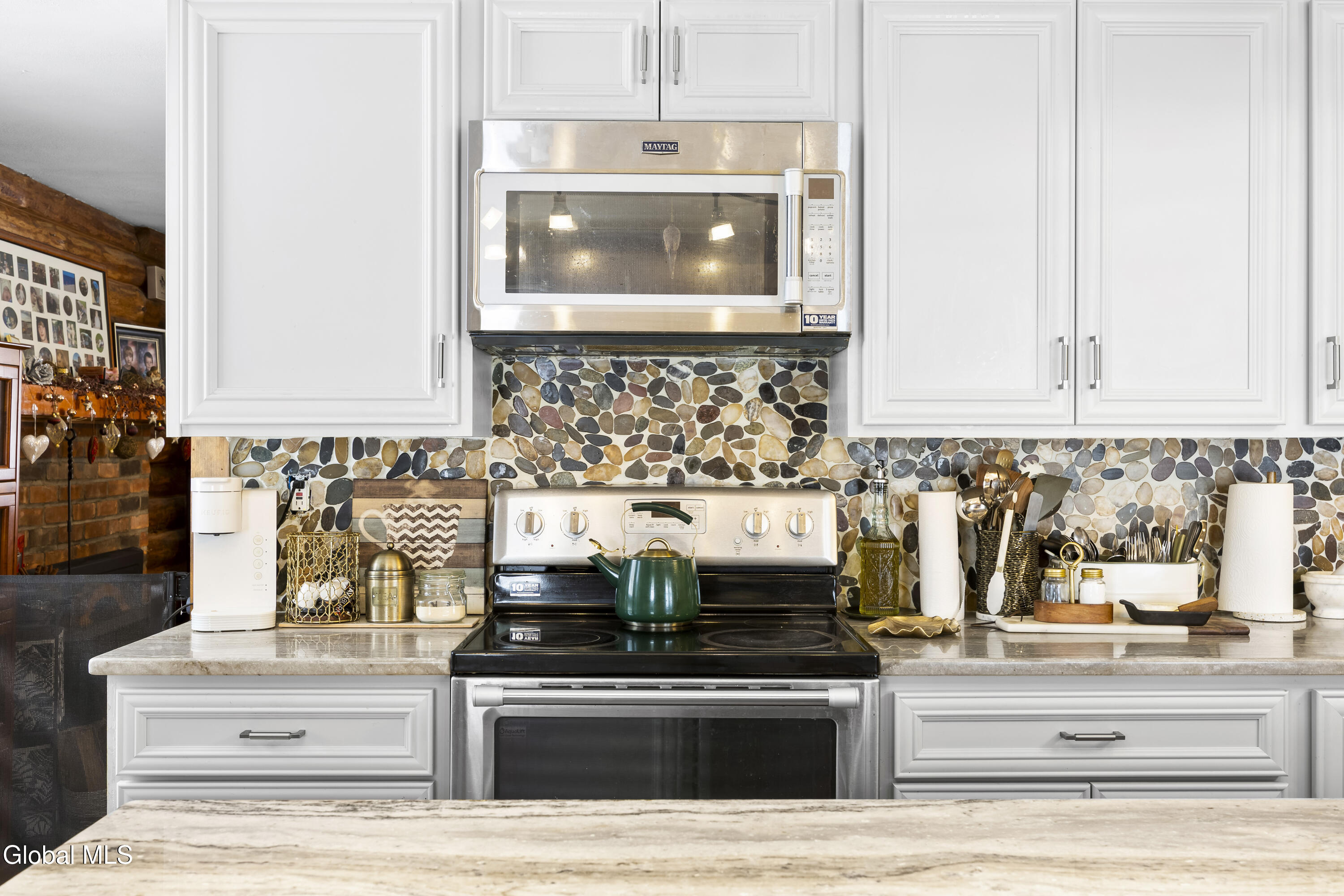 59 Higgins Road North Greenbush, NY 12198 - Photo 6 of 36 14