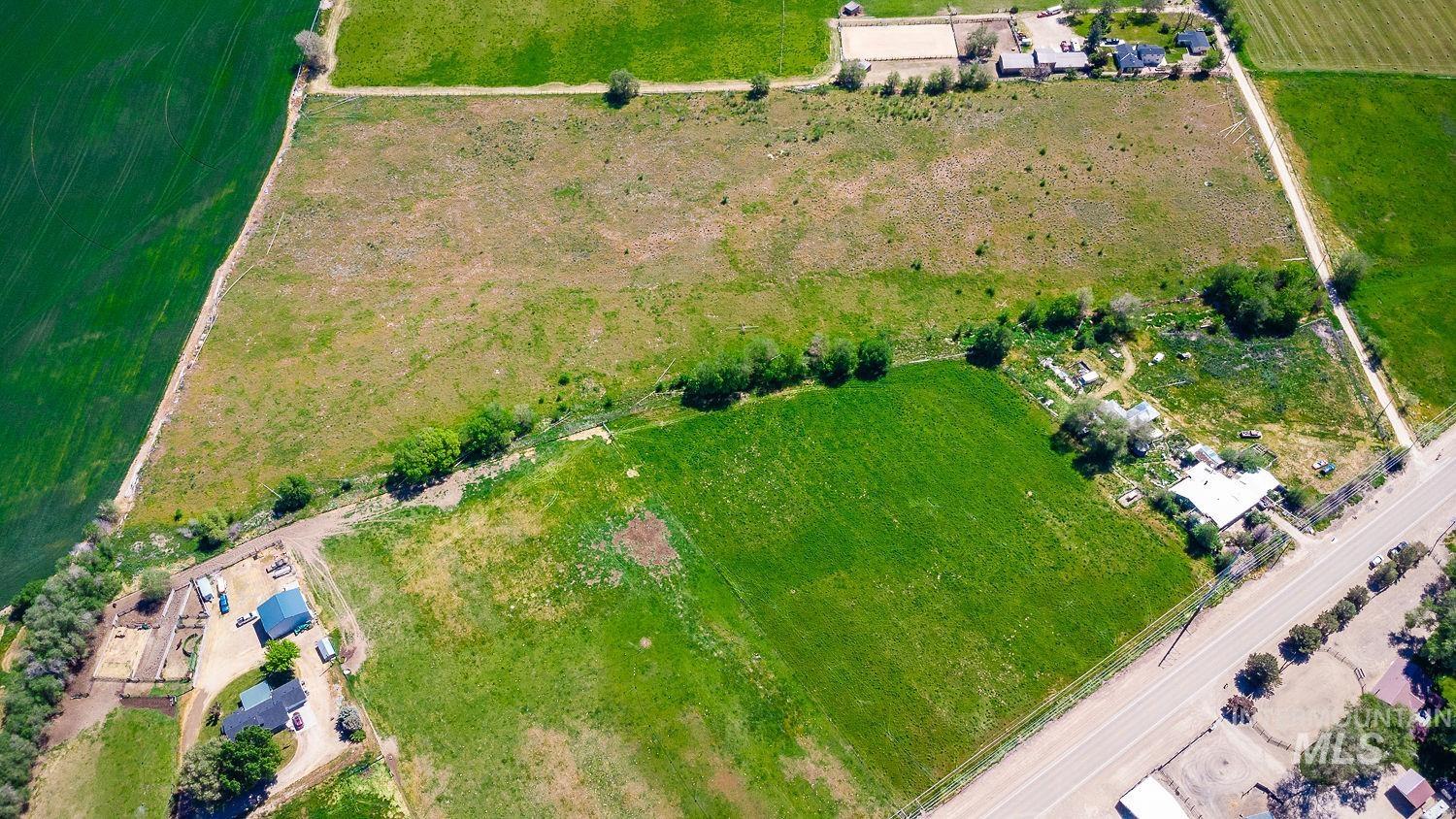 28688 Old Highway 30 Caldwell, ID 83607 - Photo 4 of 32