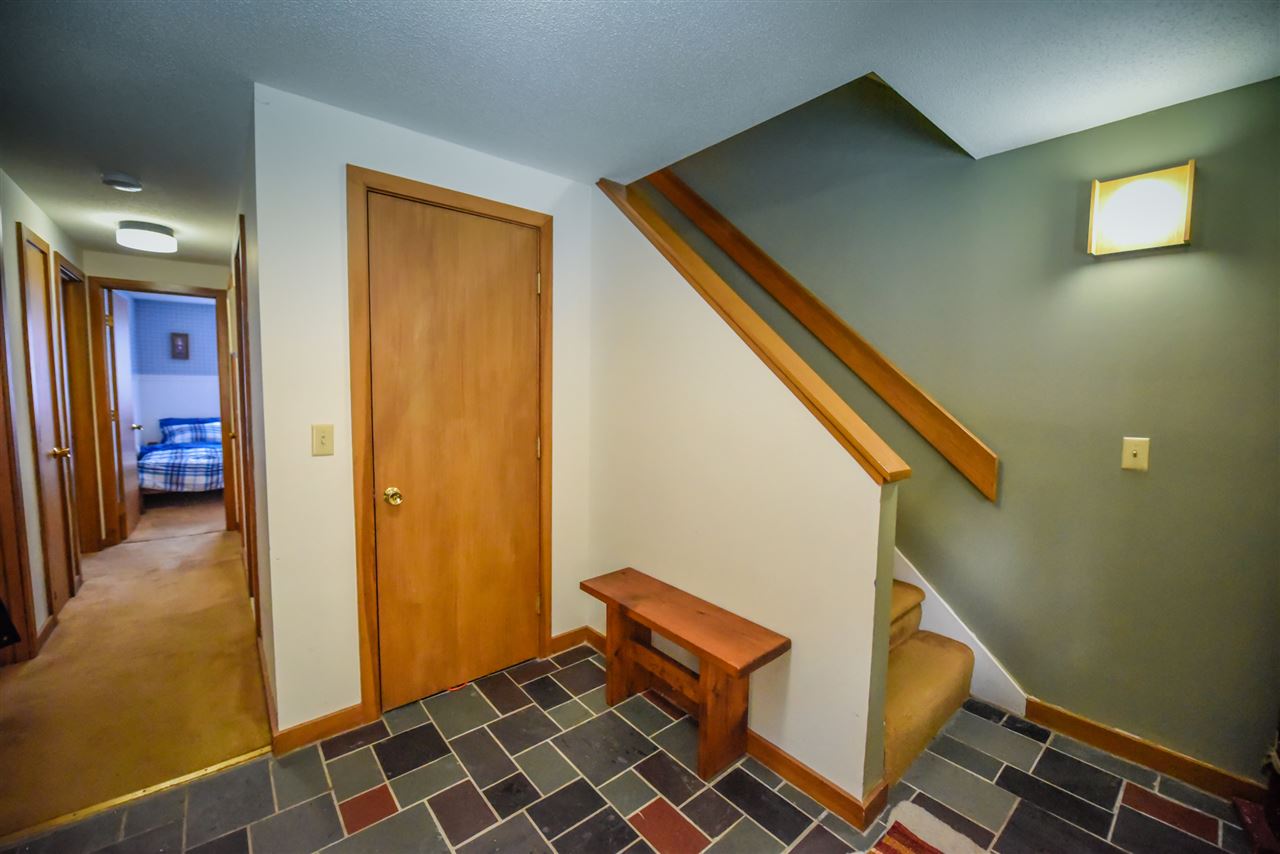 28 D Cross Town Road, Unit D West Dover, VT 05356 - Photo 12 of 13 Gallery Image 12