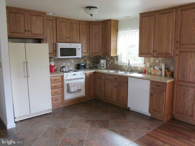 22 Parkview Drive Elizabethtown, PA 17022 - Photo 6 of 28