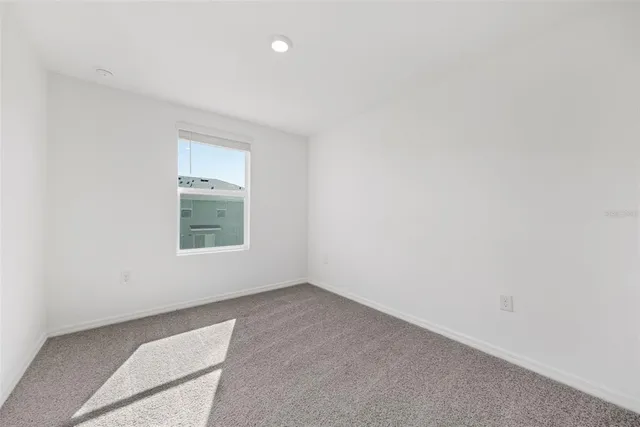 $2,250 | 1009 Spotted Egret Loop, Ruskin, FL 33570