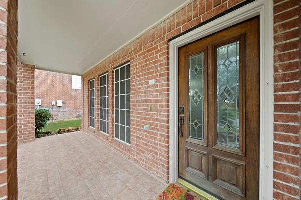 $2,300 | 18902 Sun Pass Drive, Tomball, TX 77377