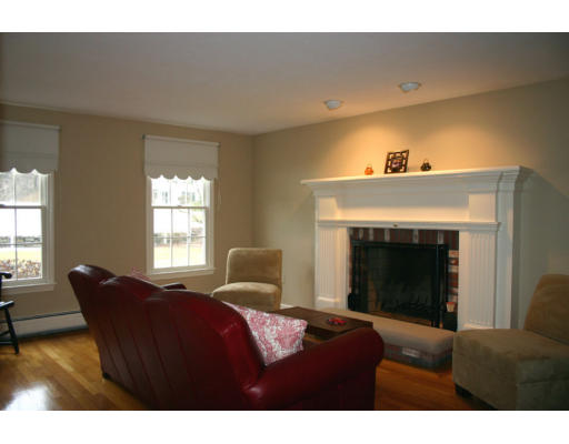 46 Hudson Road Sudbury, MA 01776 - Photo 6 of 11 Gallery Image 6