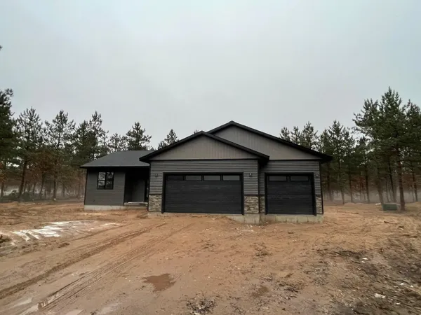 $474,900 | 335 Timber Trail, Nekoosa, WI 54457