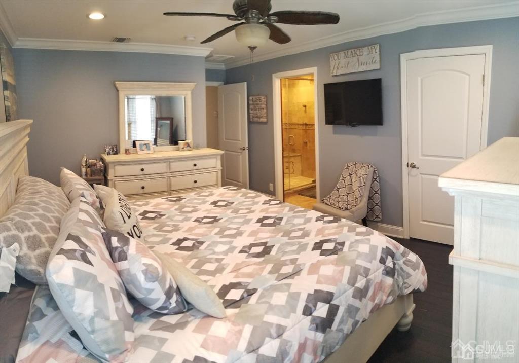 208 Raritan Street Union Beach, NJ 07735 - Photo 20 of 32 Gallery Image 20