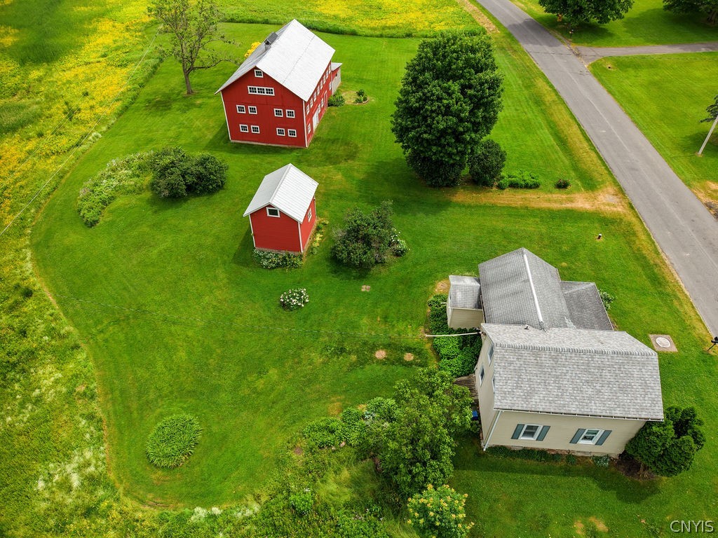 3977 Maider Road Clay, NY 13041 - Photo 4 of 29