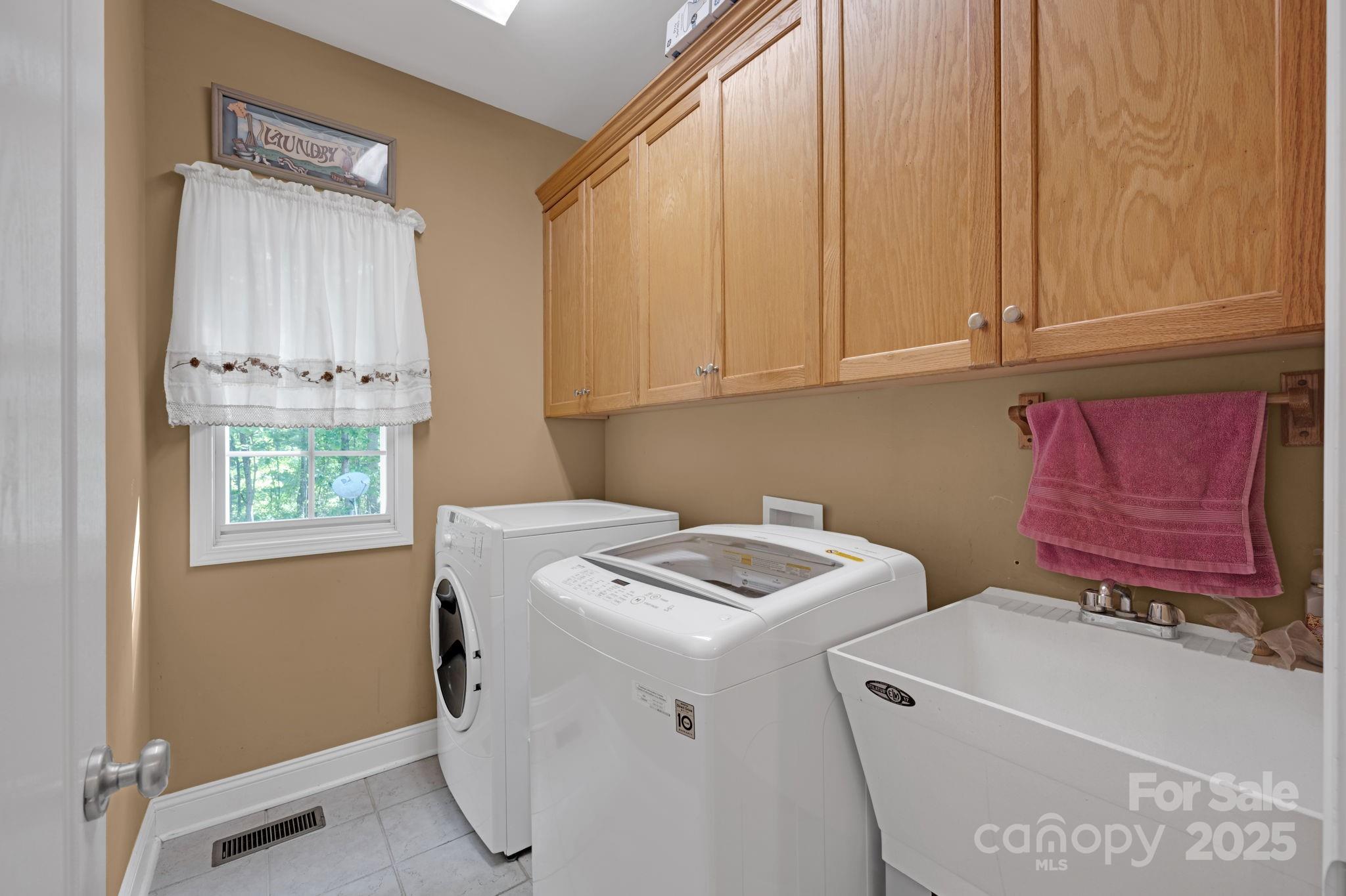 3610 Providence Mill Road Maiden, NC 28650 - Photo 43 of 44 a utility room with dryer and washer