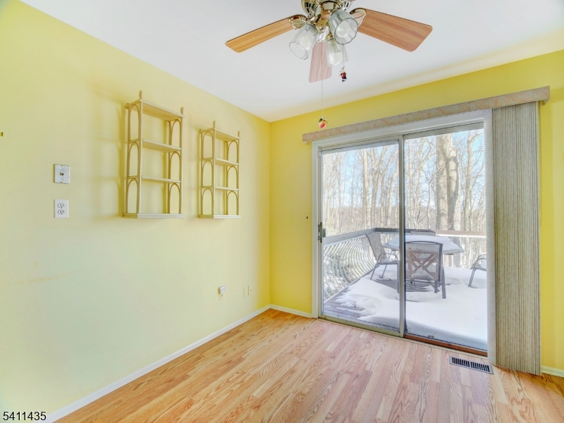 184 Patriots Road Morris Plains, NJ 07950 - Photo 10 of 24