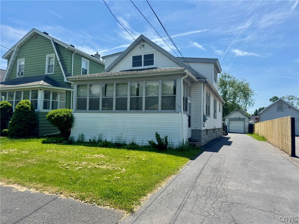 119 Merrill Street Syracuse, NY 13208 - Photo 1 of 43