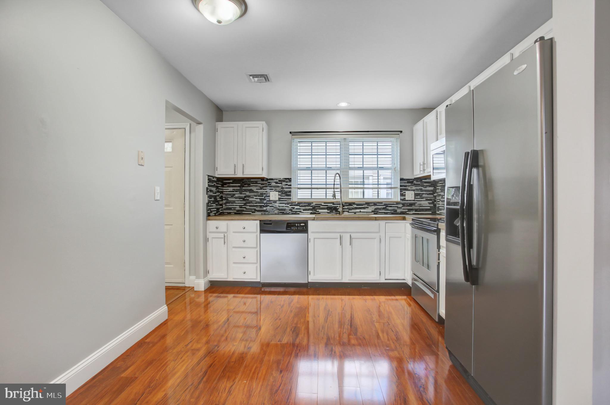 2132 Wexford Road Palmyra, PA 17078 - Photo 7 of 27 Gallery Image 7