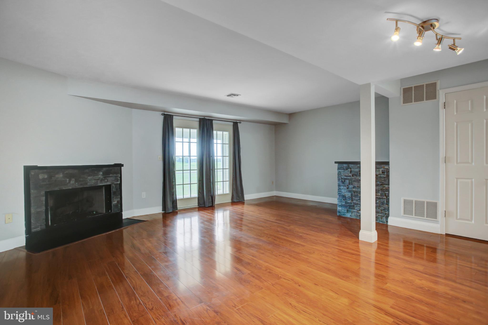 2132 Wexford Road Palmyra, PA 17078 - Photo 8 of 27 Gallery Image 8