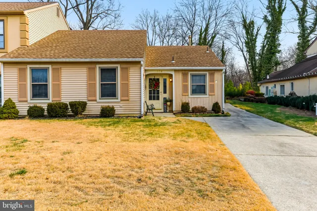 $290,000 | 104 Woodvale Lane, Wenonah, NJ 08090