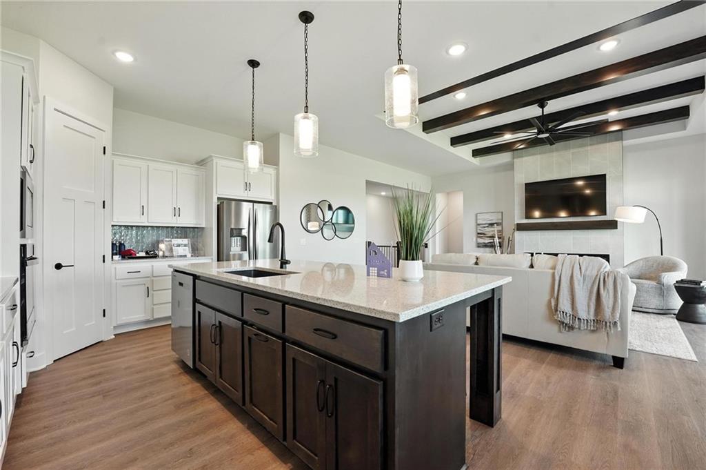 20677 Skyview Lane Spring Hill, KS 66083 - Photo 5 of 21