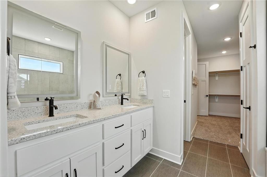 20677 Skyview Lane Spring Hill, KS 66083 - Photo 10 of 21