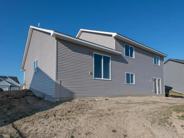 $416,900 | 2127 River Bend Trail, Mayer, MN 55360