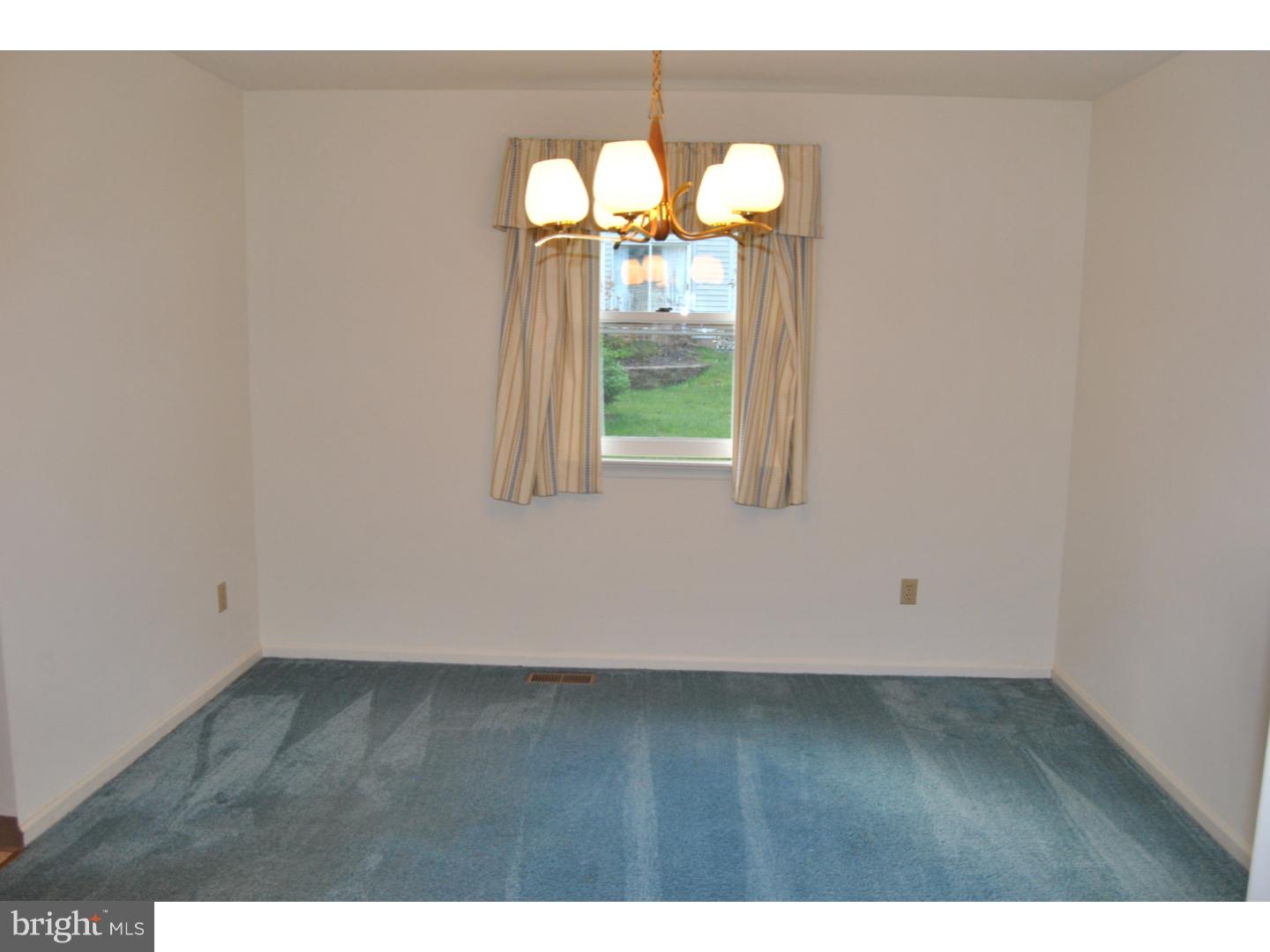 203 Knapp Road Lansdale, PA 19446 - Photo 11 of 24 Dining Room