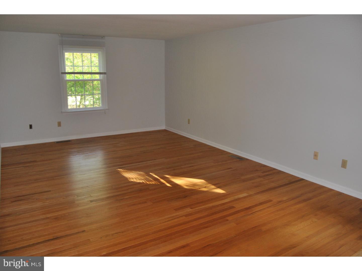 203 Knapp Road Lansdale, PA 19446 - Photo 16 of 24 Master Bedroom