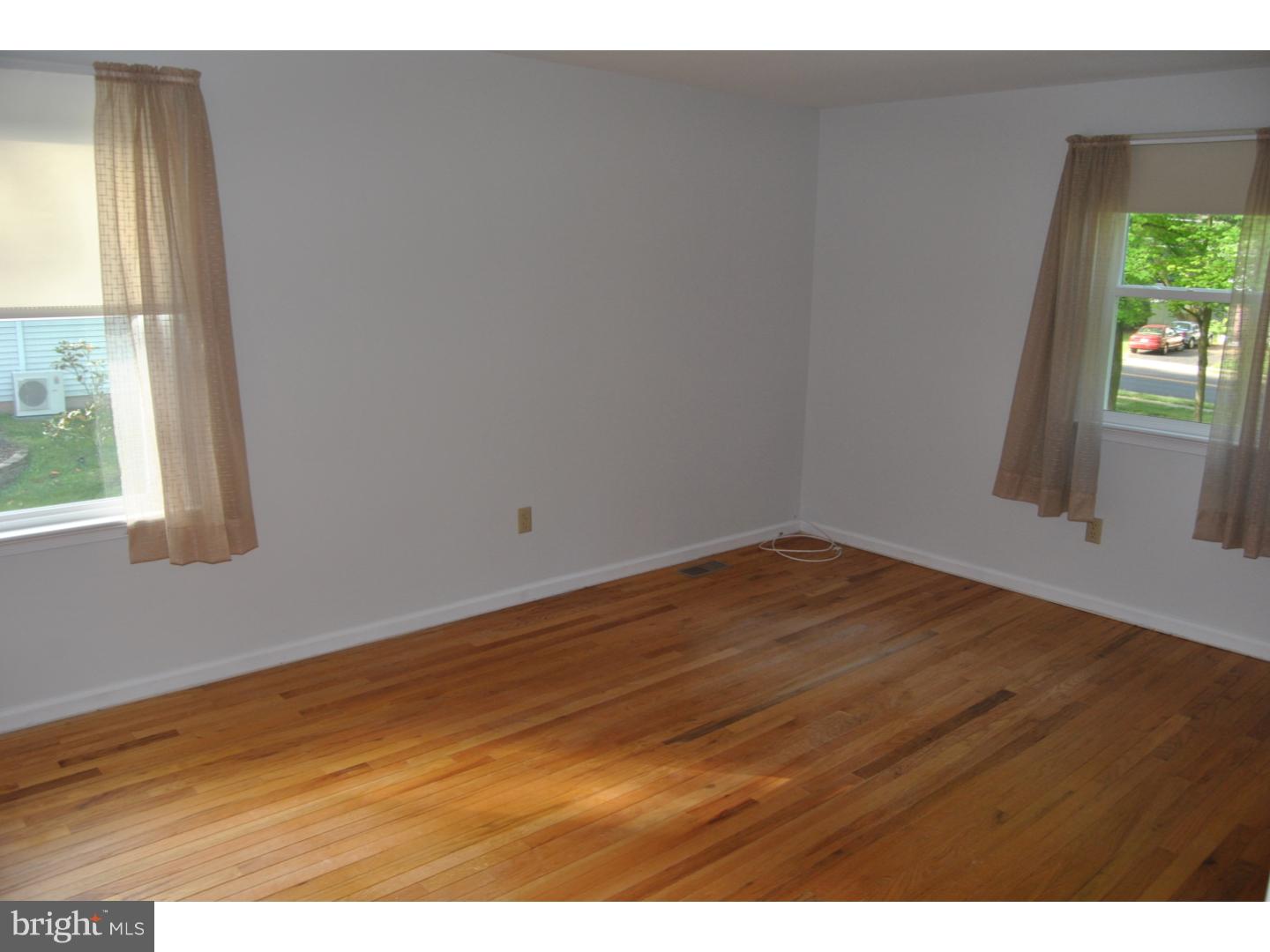 203 Knapp Road Lansdale, PA 19446 - Photo 19 of 24 Guest Room