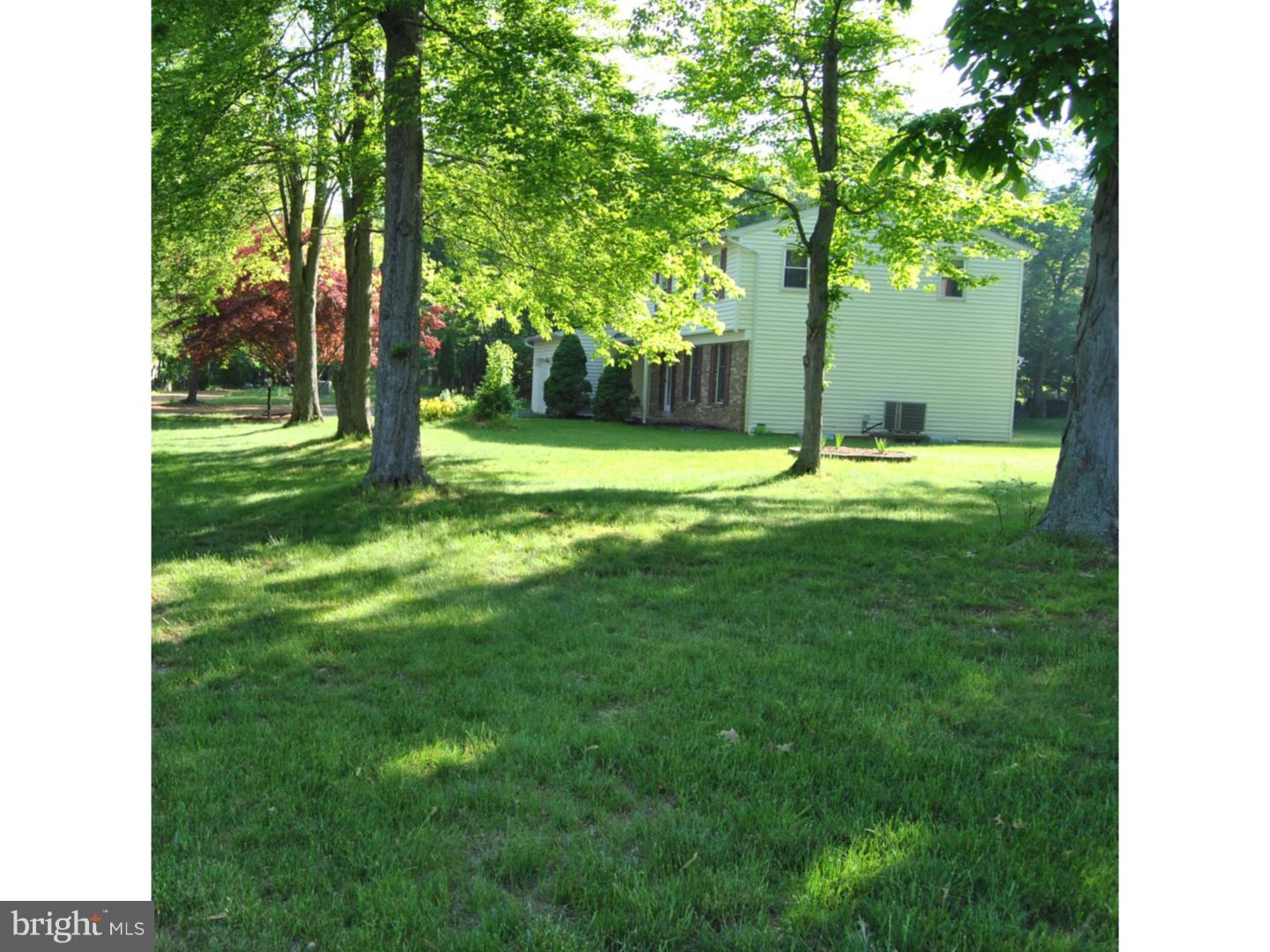 203 Knapp Road Lansdale, PA 19446 - Photo 3 of 24 Exterior Side