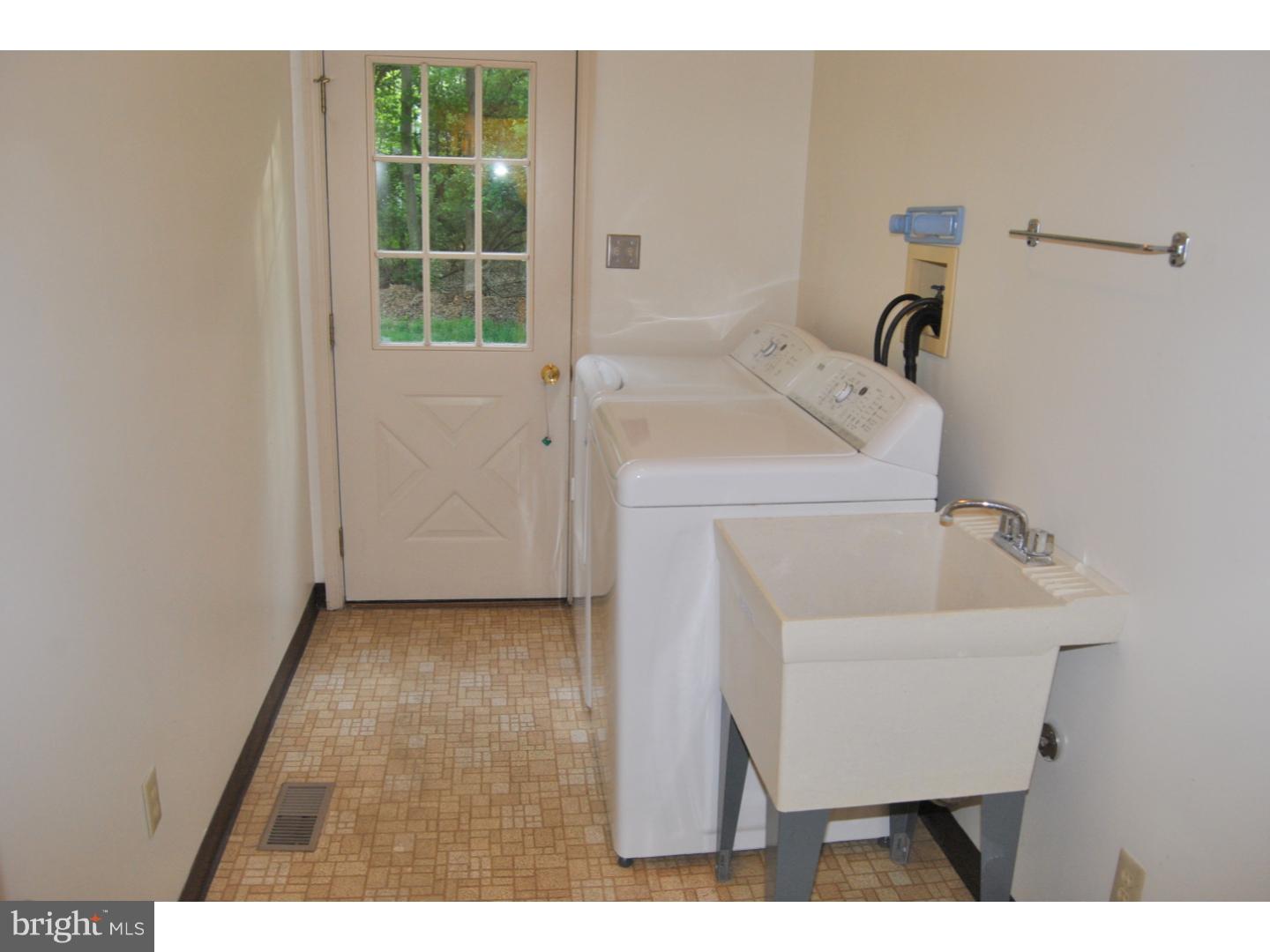 203 Knapp Road Lansdale, PA 19446 - Photo 23 of 24 Laundry Room