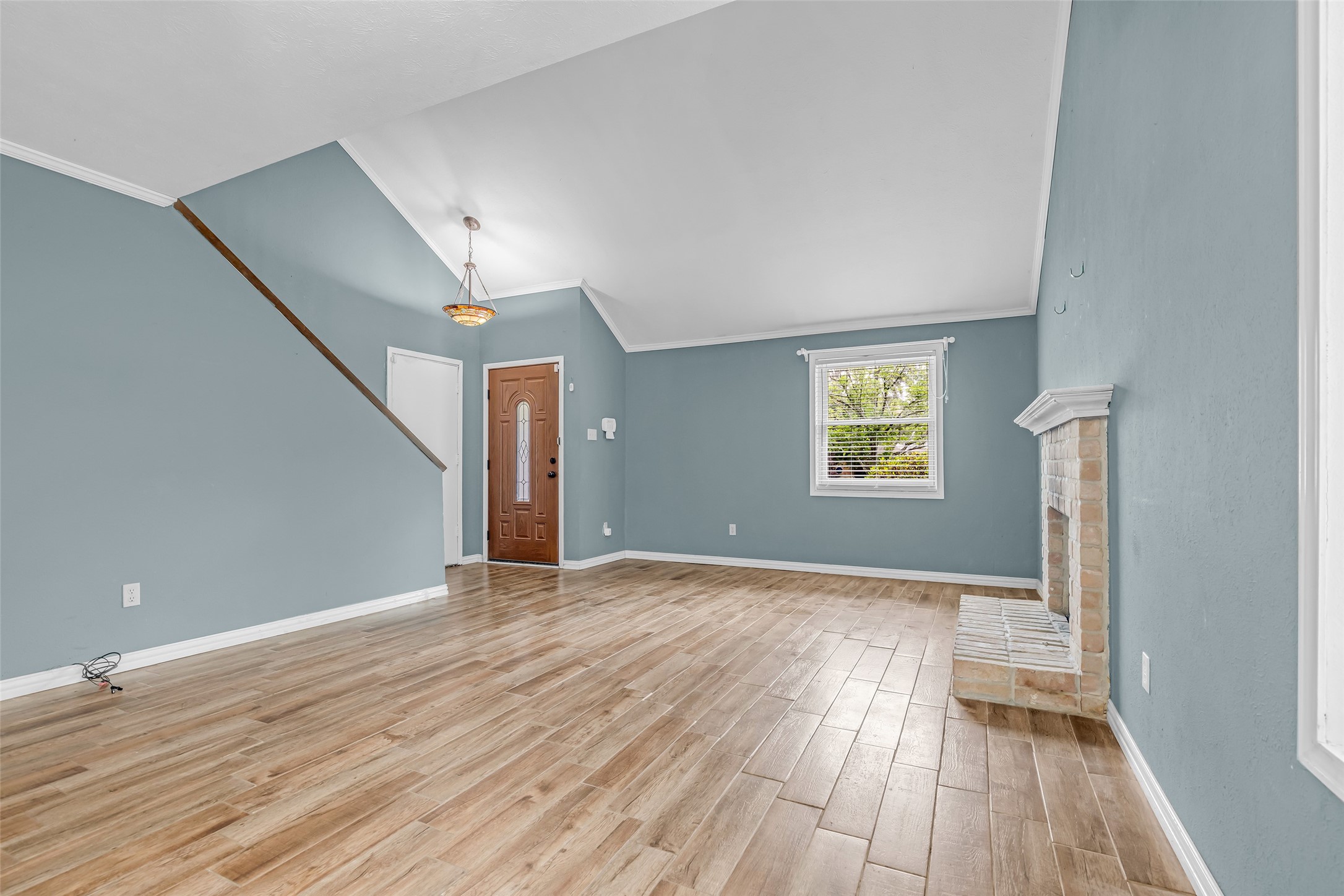17031 Seven Pines Drive Spring, TX 77379 - Photo 9 of 28 Back view of the living space