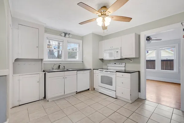 $359,900 | 16 Fenimore Boulevard, Springfield, MA 01108