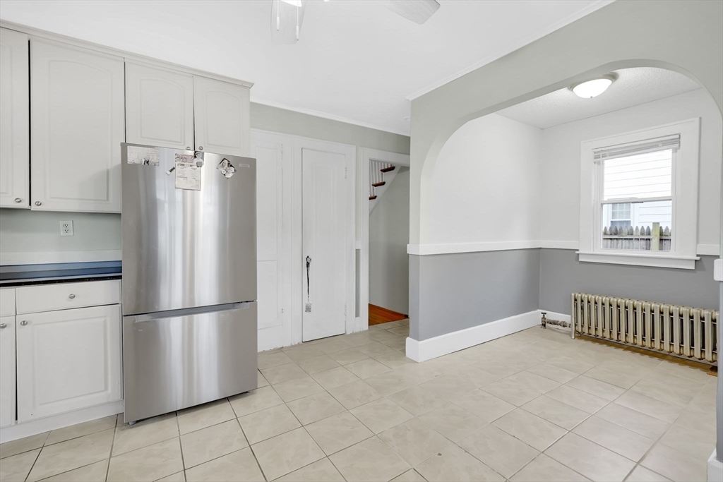 16 Fenimore Boulevard Springfield, MA 01108 - Photo 19 of 34