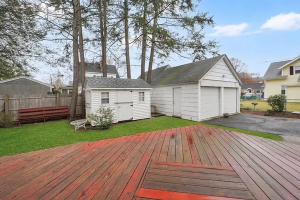 $359,900 | 16 Fenimore Boulevard, Springfield, MA 01108