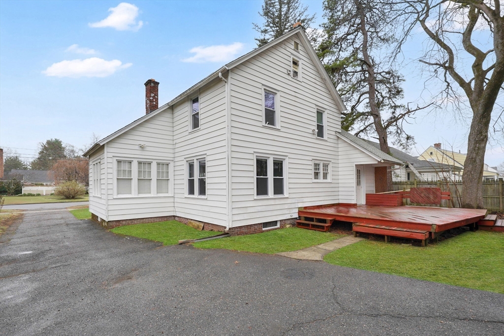 16 Fenimore Boulevard Springfield, MA 01108 - Photo 32 of 34