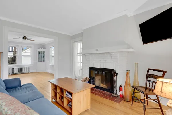 $359,900 | 16 Fenimore Boulevard, Springfield, MA 01108