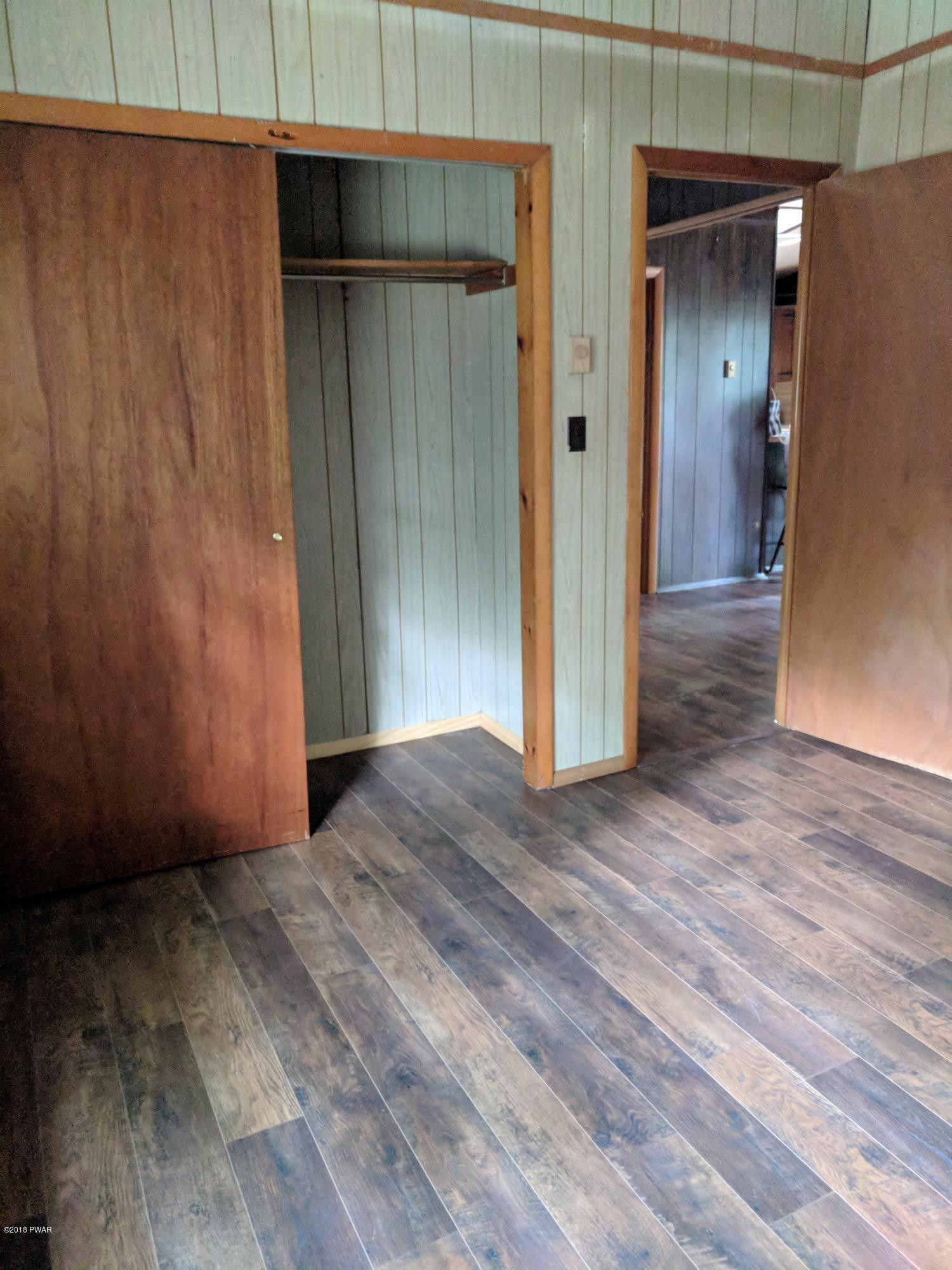 133 Hound Road Dingmans Ferry, PA 18328 - Photo 16 of 24