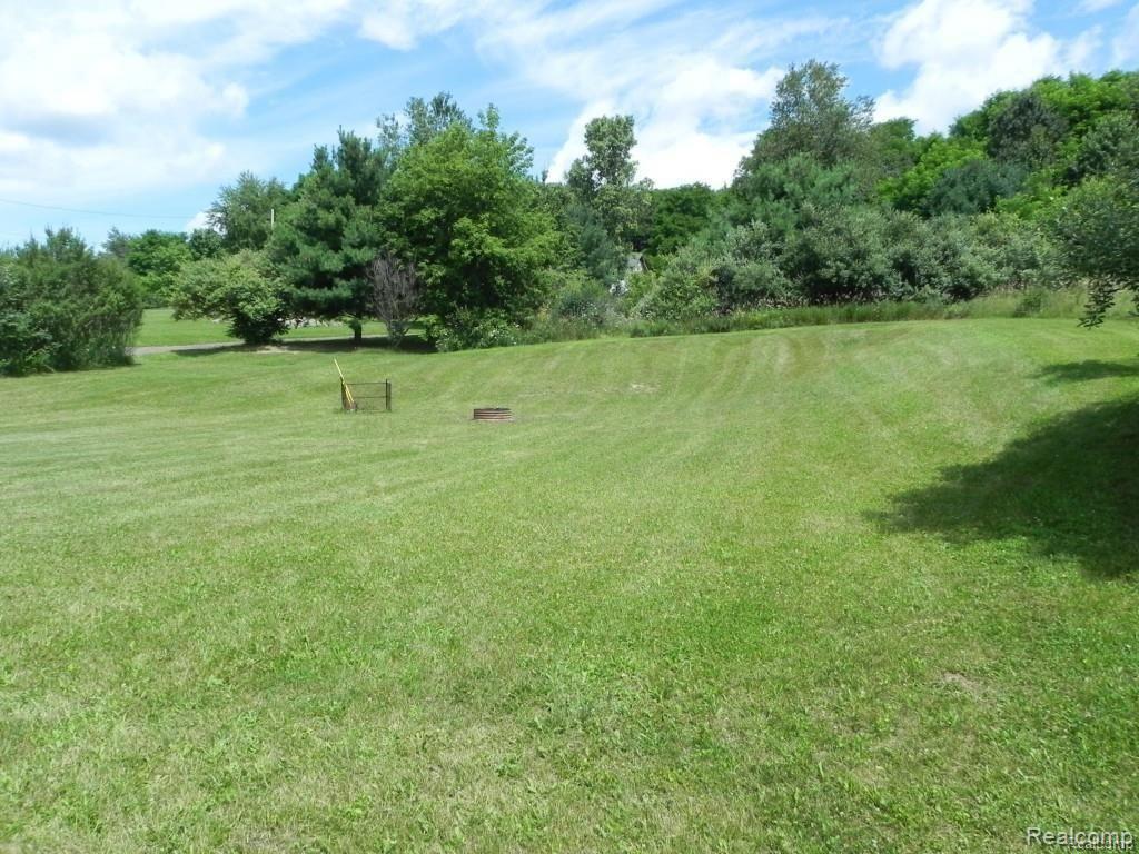 11263 Germany Road Fenton, MI 48430 - Photo 5 of 15