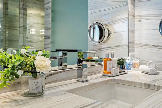 $20,000 | 2201 Collins Avenue, Unit 1926/PH, Miami Beach, FL 33139