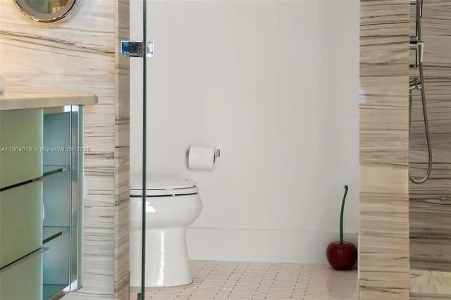 $20,000 | 2201 Collins Avenue, Unit 1926/PH, Miami Beach, FL 33139